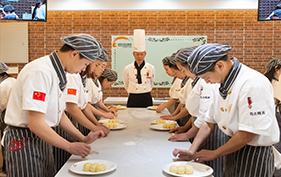 9.9ѧ